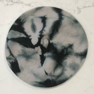 New without tags tie dye beret, navy blue, grey